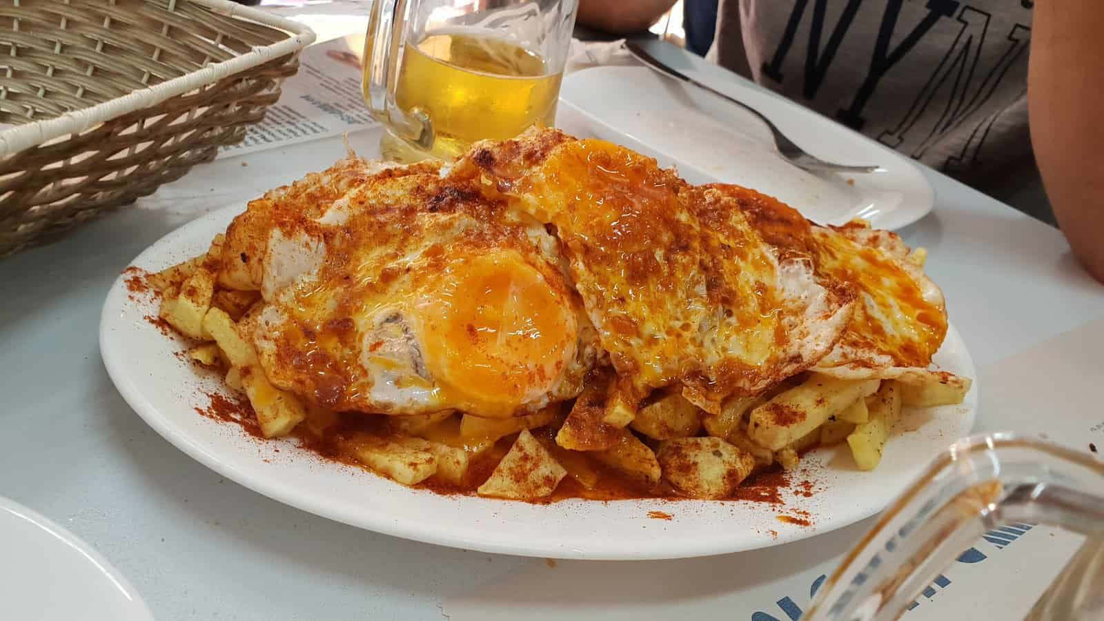 Bar Cafetería Ipalan: Bar in La Laguna auf Teneriffa