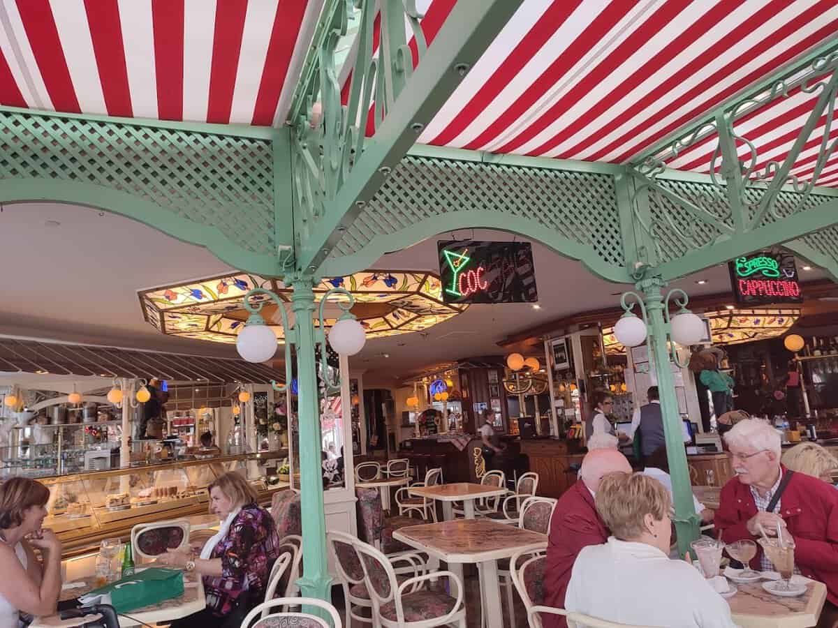 Cafeteria Paraiso Pto.Cruz: Café in Puerto de la Cruz auf Teneriffa