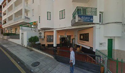 Dodo Bar Sport: Bar in Adeje auf Teneriffa