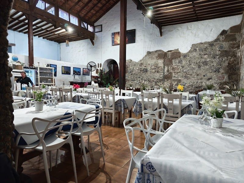 Restaurant El Dedo de Dios: Restaurant in Puerto de las Nieves