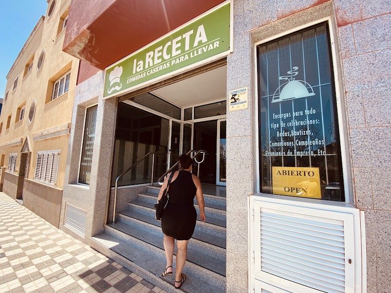 La Receta: Restaurant in Arinaga