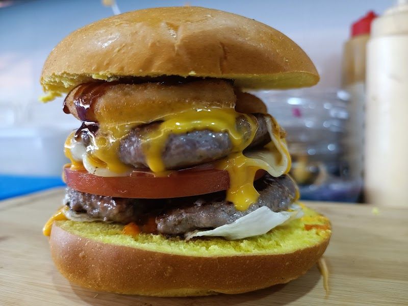 Firebull Burger & BBQ Restaurante y Cervecería: Burger-Restaurant in Puerto Rico