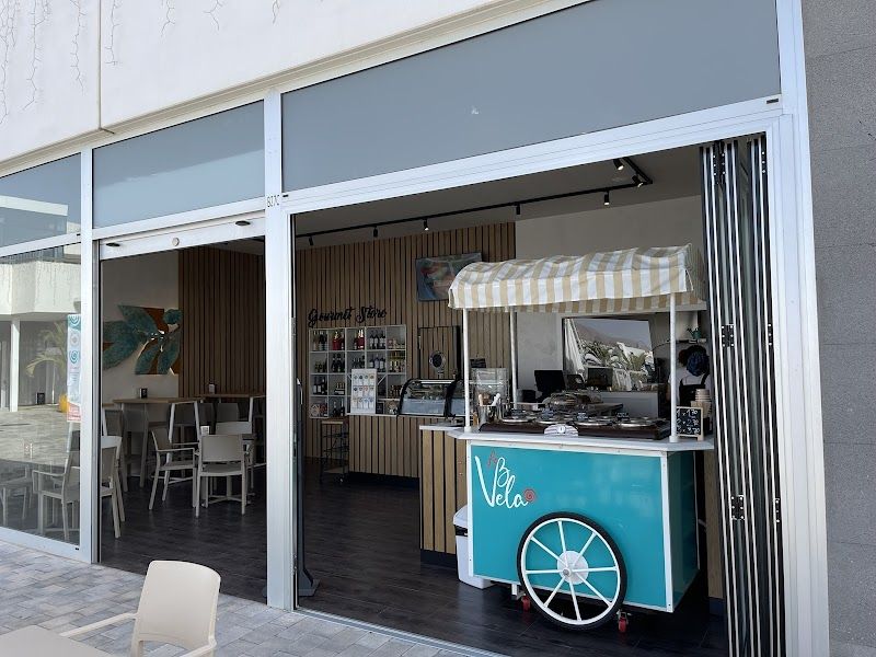 La Vela: Café in Arrecife