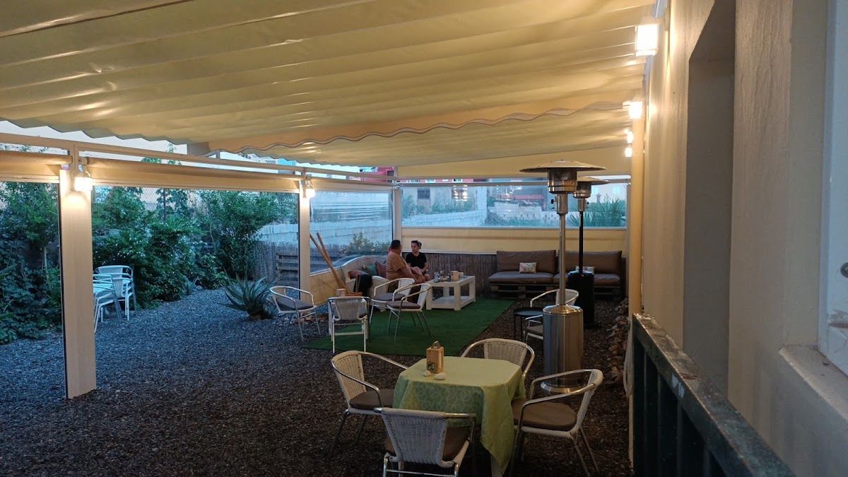 Bar Ichasagua: Bar in La Camela