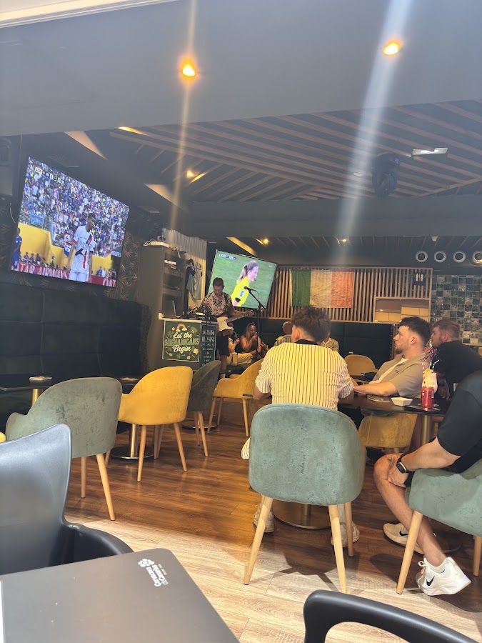 Bernie Byrne’s Irish Pub: Bar in Puerto Rico