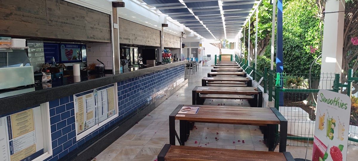 Paradise Poolside Bar: Bar in Playa de las Américas
