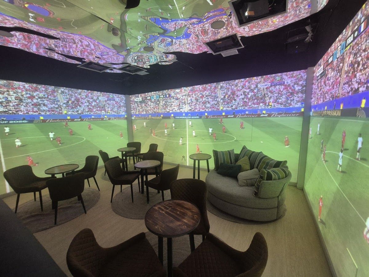 Immersive Sports Bar: Bar in Maspalomas