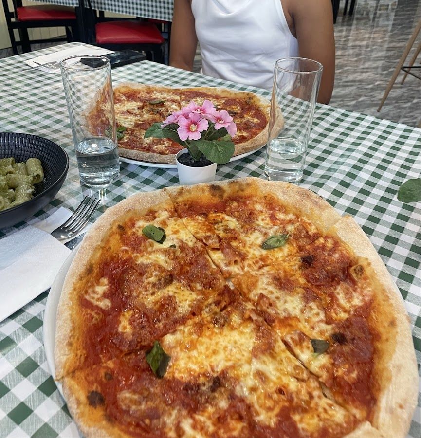 Arlecchino Tenerife – Restaurante Pizzería: Italienisches Restaurant in La Laguna