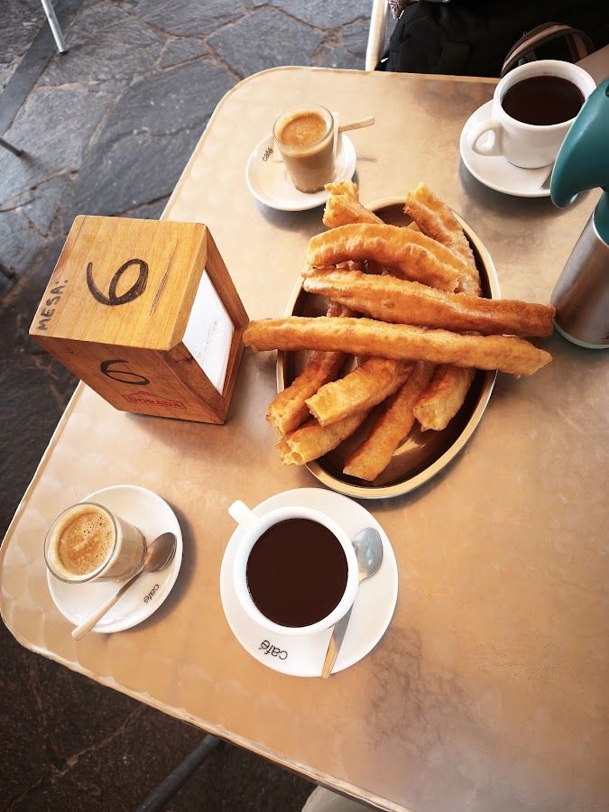 Churrería El Guanche II: Café in Candelaria