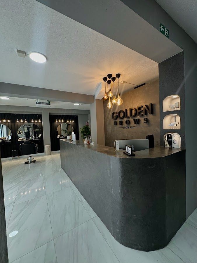 Golden Brows | Expertas en Cejas La Orotava Tenerife: Bar in La Orotava