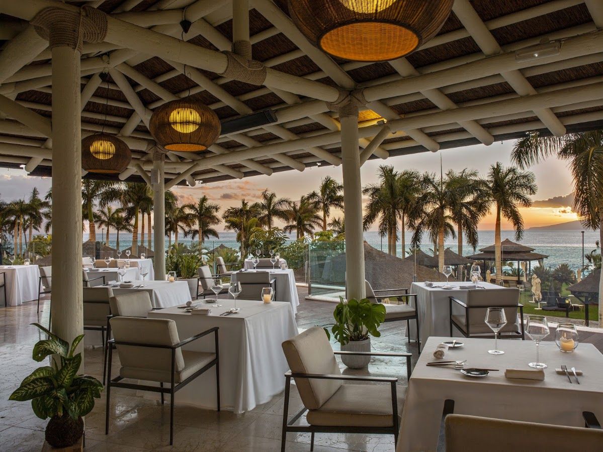 Dos Naifes – Corte Atlántico: Restaurant in Alcalá