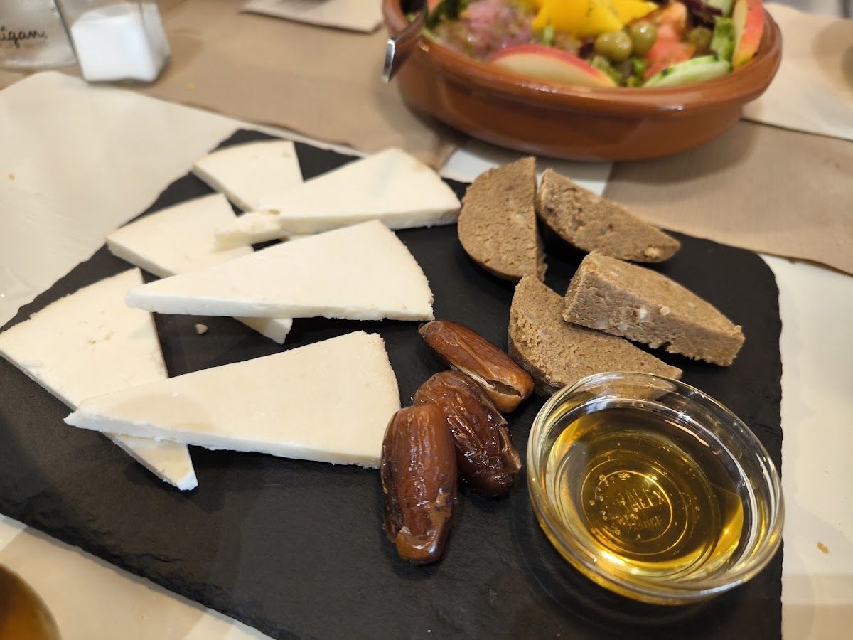 Bodeguita La Platanera: Restaurant in Icod de los Vinos