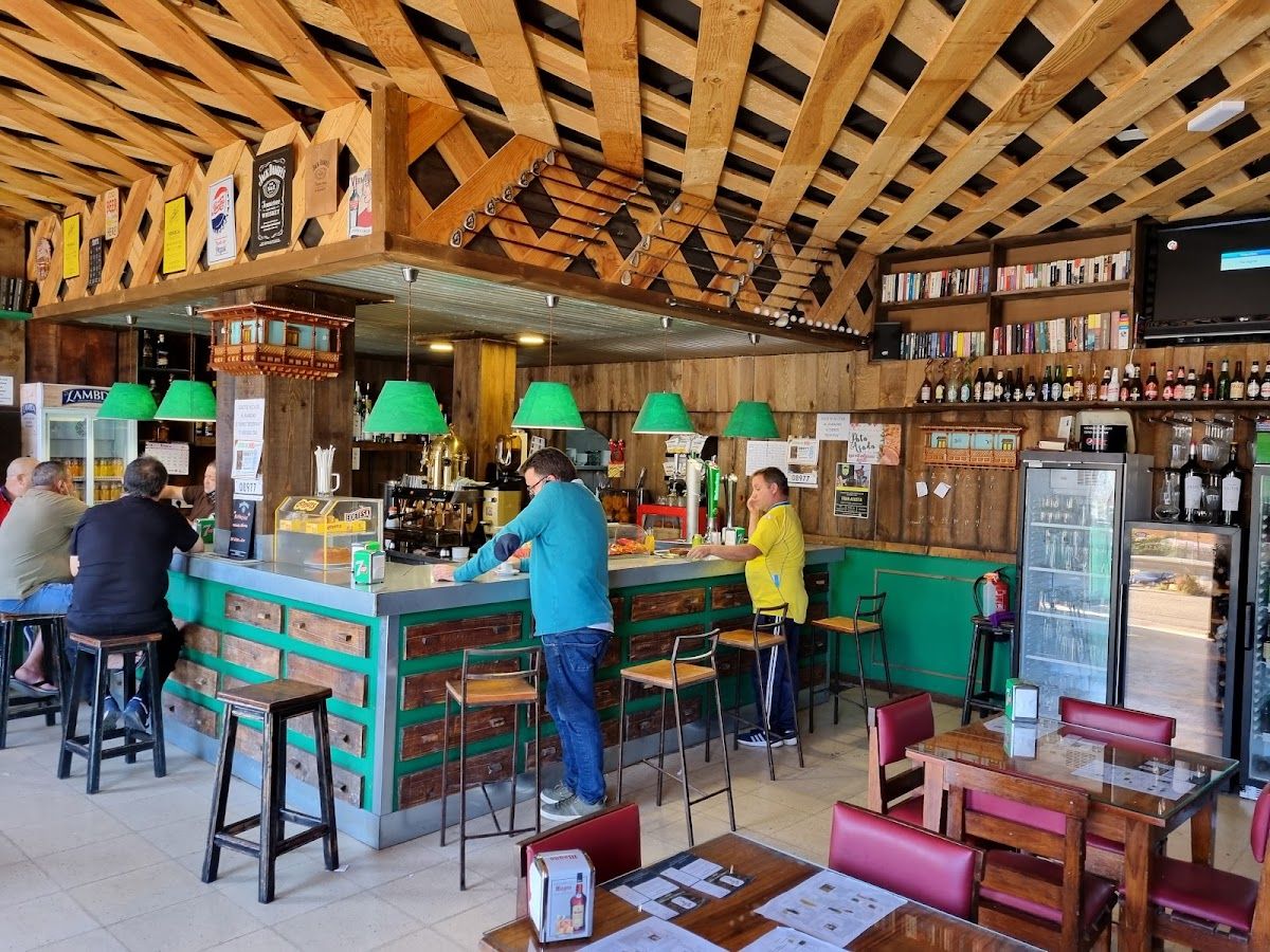 El Álamo de Pérez Galdós: Bar in Gáldar