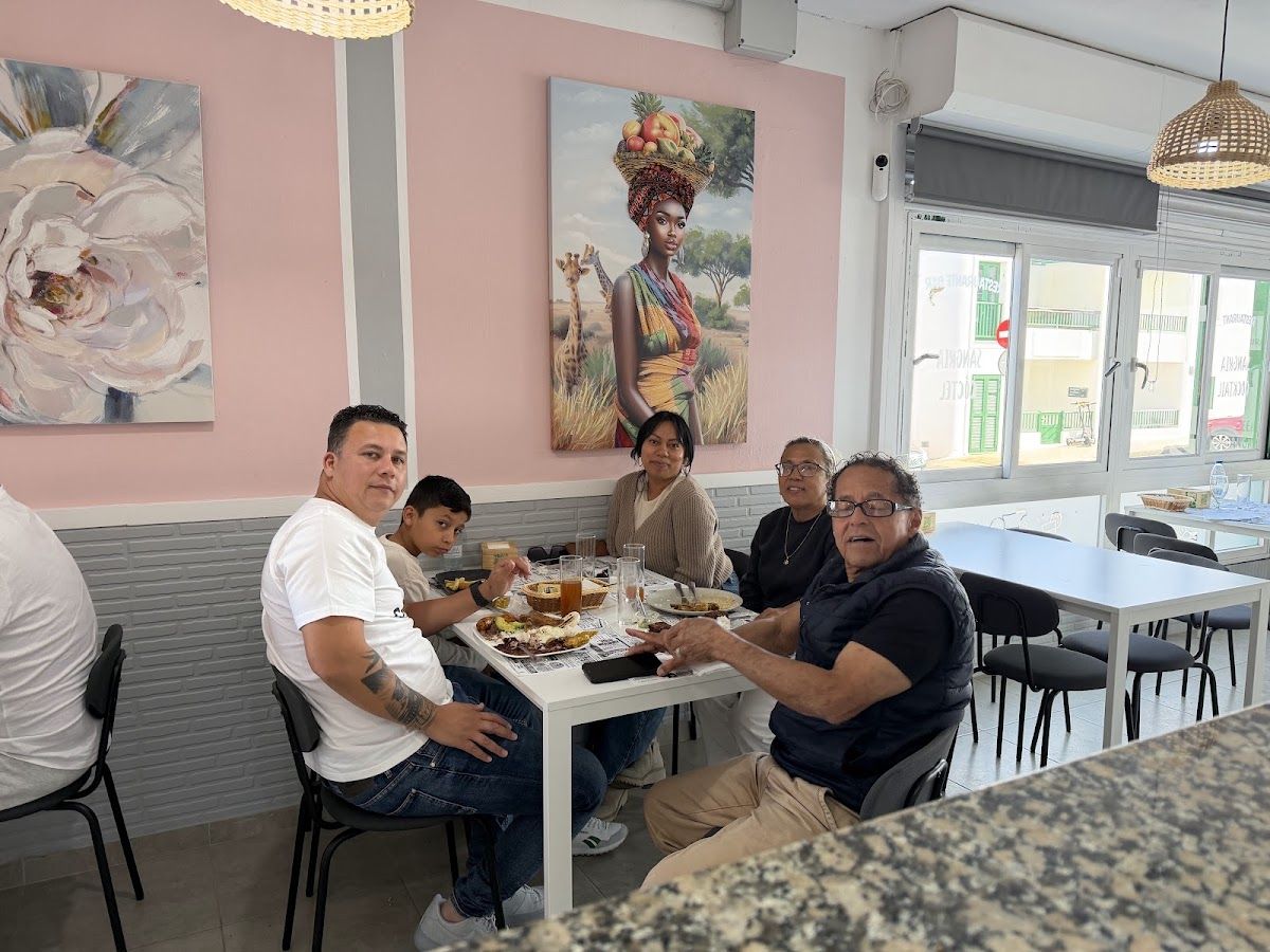 Tasty Corner/Rincon del Sabor: Restaurant in Playa Blanca