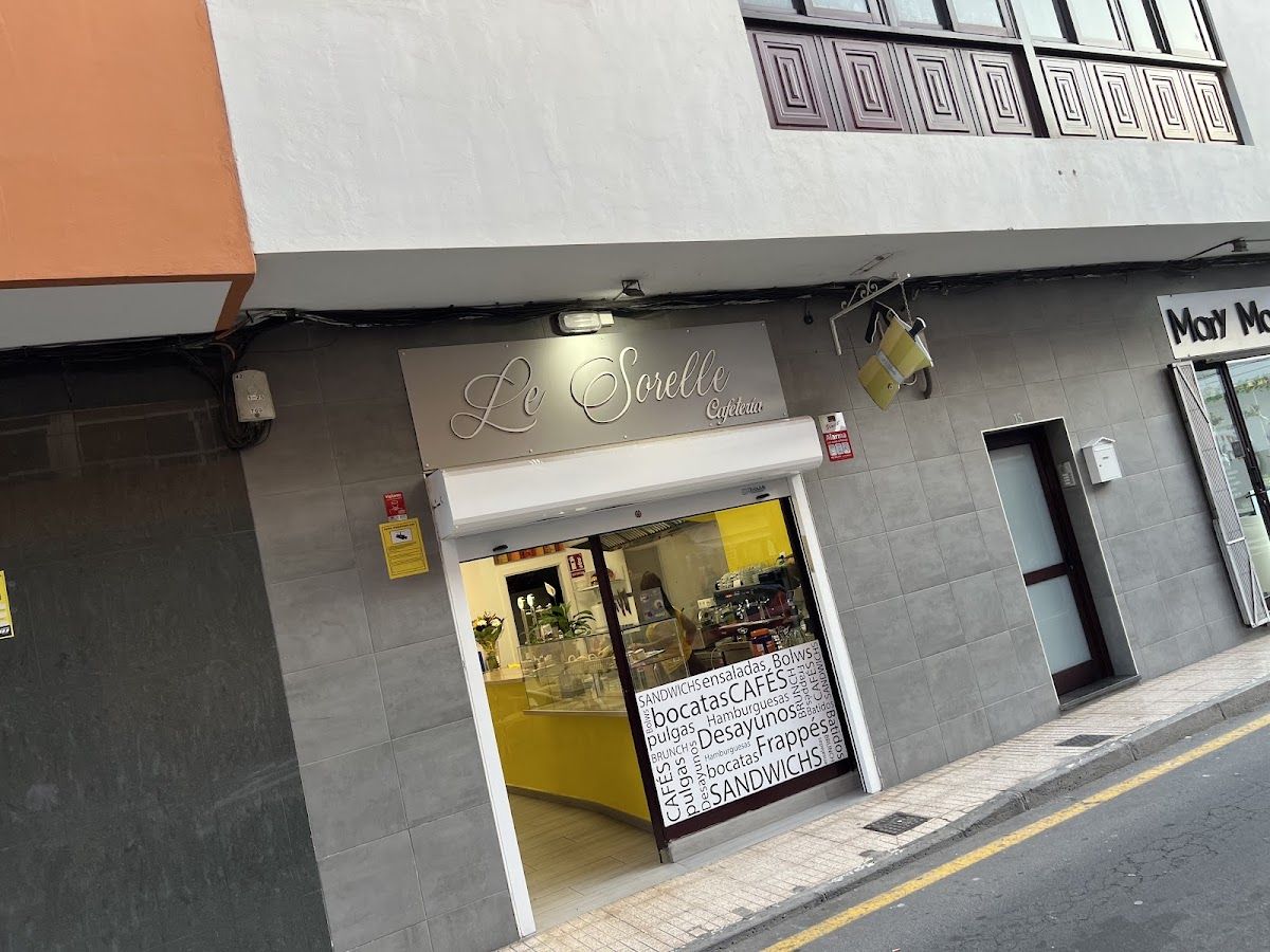 Le Sorelle: Café in Arona