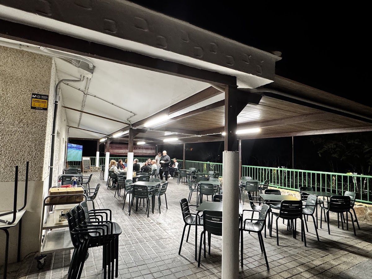 Bar Bentorey: Bar in Puerto de Mogán