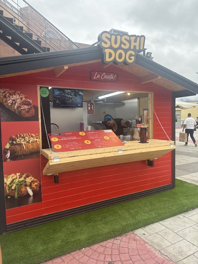 Sushi Dog Food Truck: Restaurant in La Orotava
