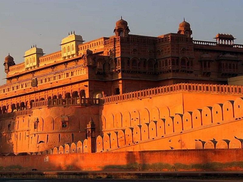 Bikaner Darbar Sweet and Restaurant: Indisches Restaurant in Costa Adeje